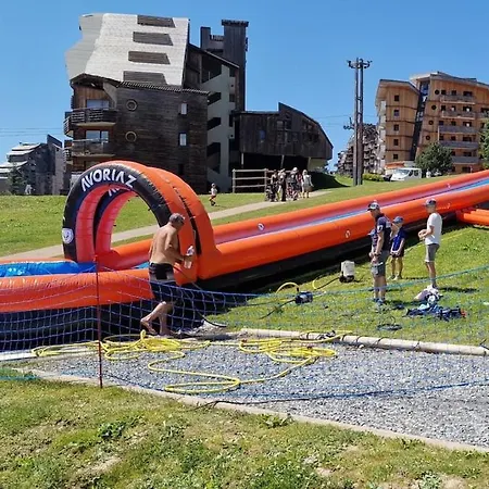 - Snow 917 - 2 Adults 2 Children Morzine