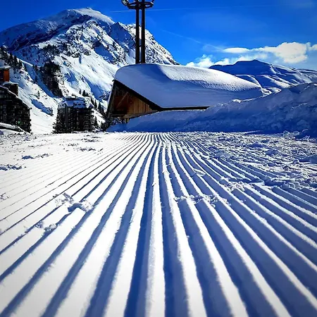 - Snow 917 - 2 Adults 2 Children Morzine