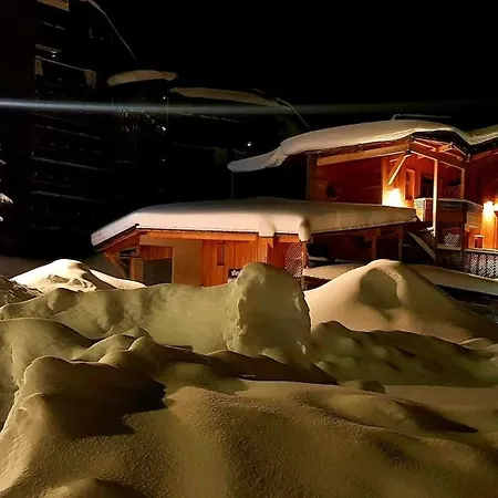 - Snow 917 - 2 Adults 2 Children Morzine